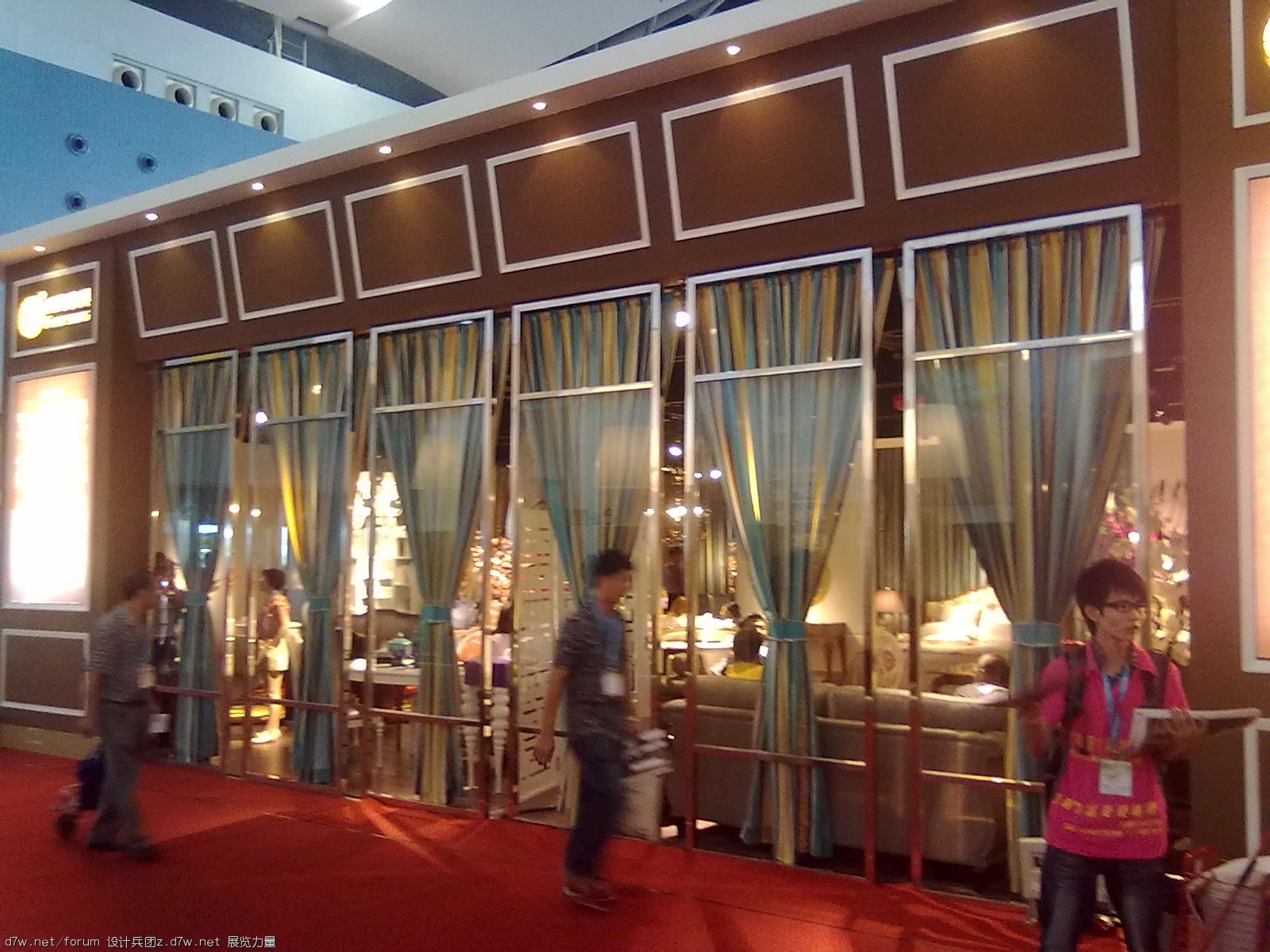 20110908383.jpg