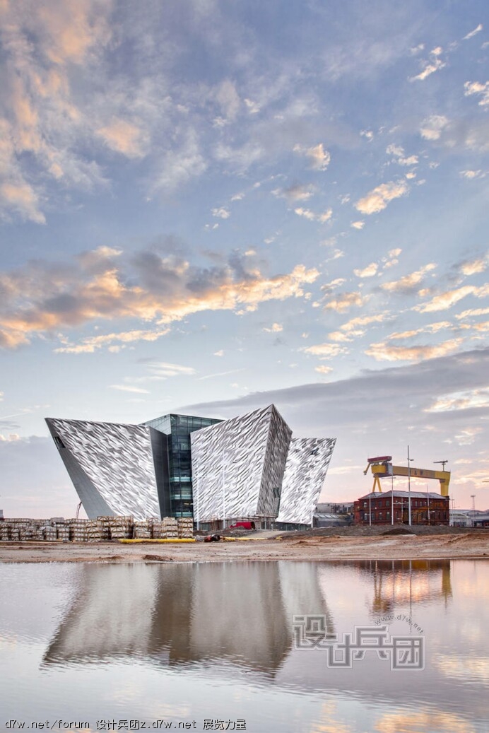 1333610723-titanic-belfast-sep2011-003-christopher-heaney.jpg