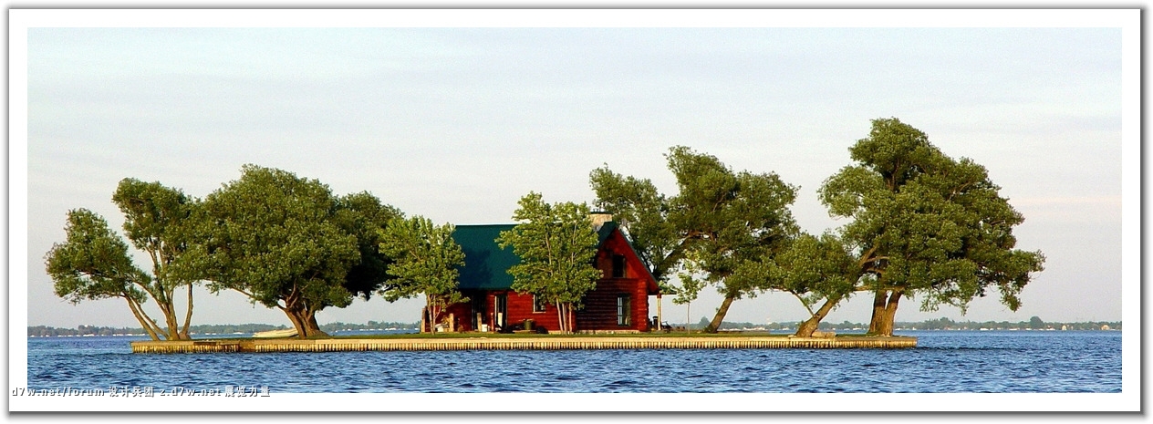 341935-Single-Family Island-Southwestern Quebec Canada.jpg