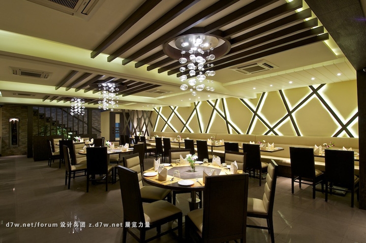 Chembur-Gymkhana-restaurant-CS-Architects-Mumbai-03.jpg