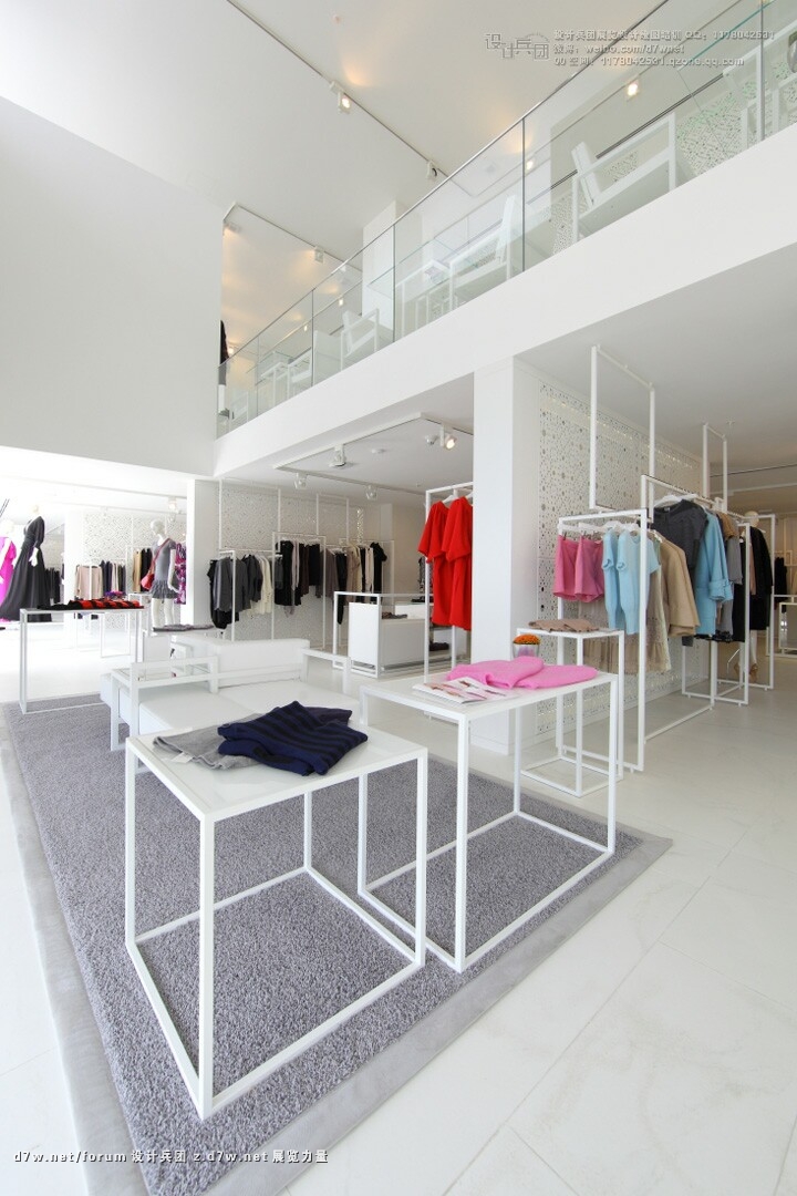 Emporium-concept-store-by-Garde-Baku-04.jpg