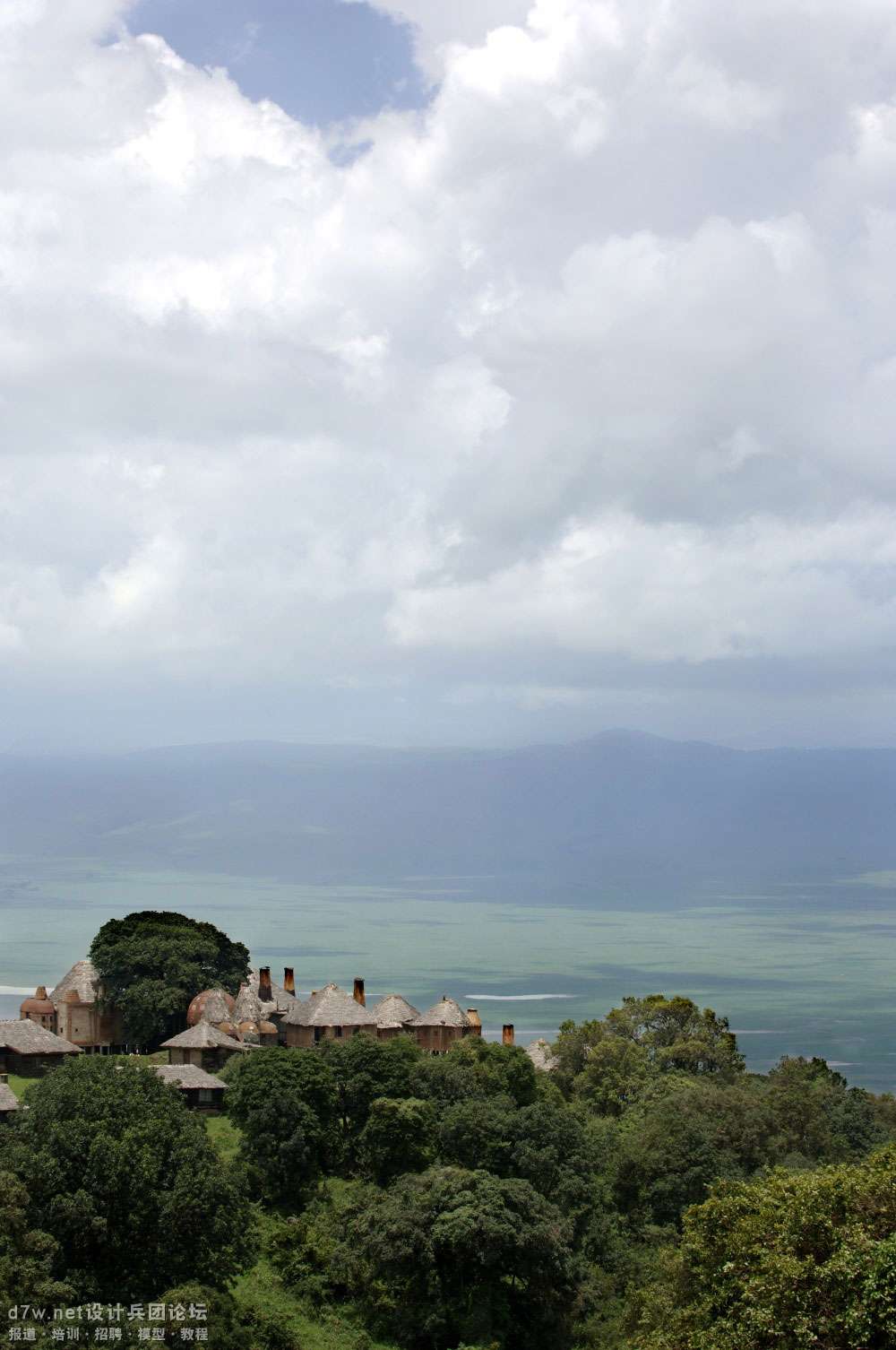 Ngorongoro-Crater-Lodge-01.jpg