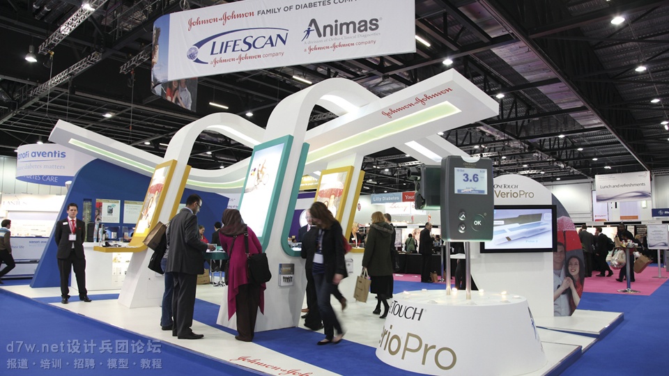 lifescan-duk-custom-exhibition-stand2.jpg