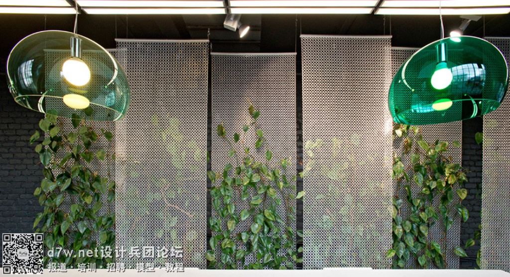 Green_wall_mesh_screen.jpg