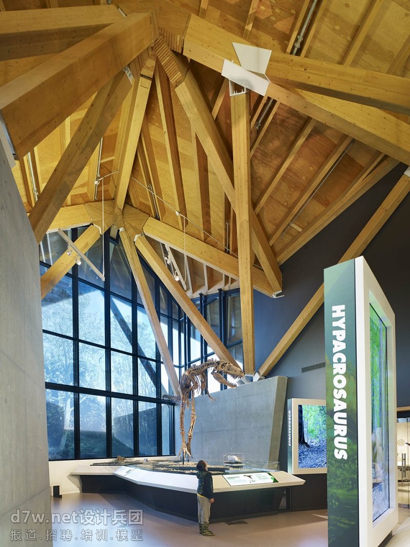 015-Philip-J.-Currie-Dinosaur-Museum-by-Teeple-Architects-800x1067.jpg