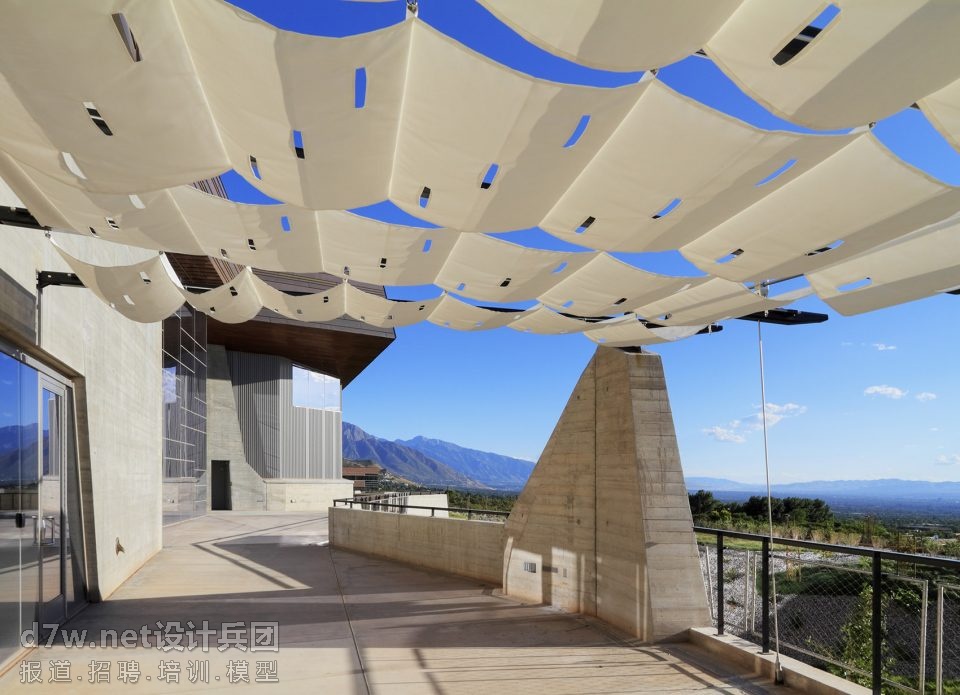 015-Natural-History-Museum-of-Utah-by-Ennead-Architects-960x695.jpg