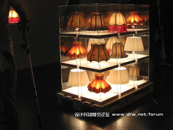 6_Salone_Mobili_Euroluce 6.jpg