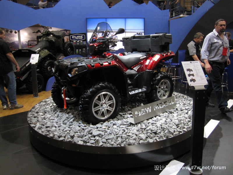 intermot4.JPG
