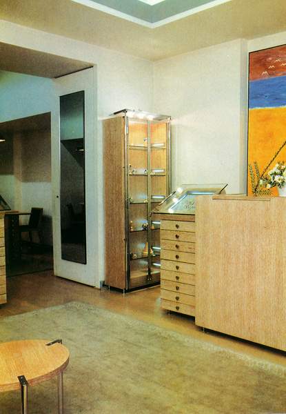 B65.JPG