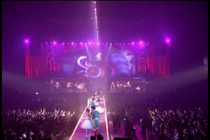 Ayumi Hamasaki049.jpg