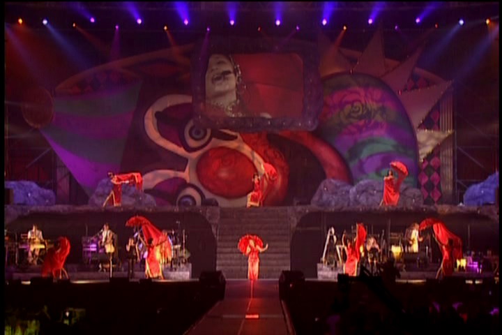 Ayumi Hamasaki056.jpg